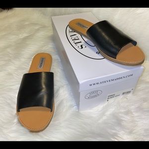 Steve Madden black leather slip on